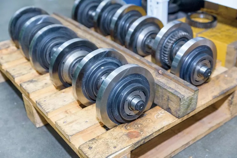 Machine Rebuilds & Retrofits: Revitalizing OEM Equipment for Modern Efficiency