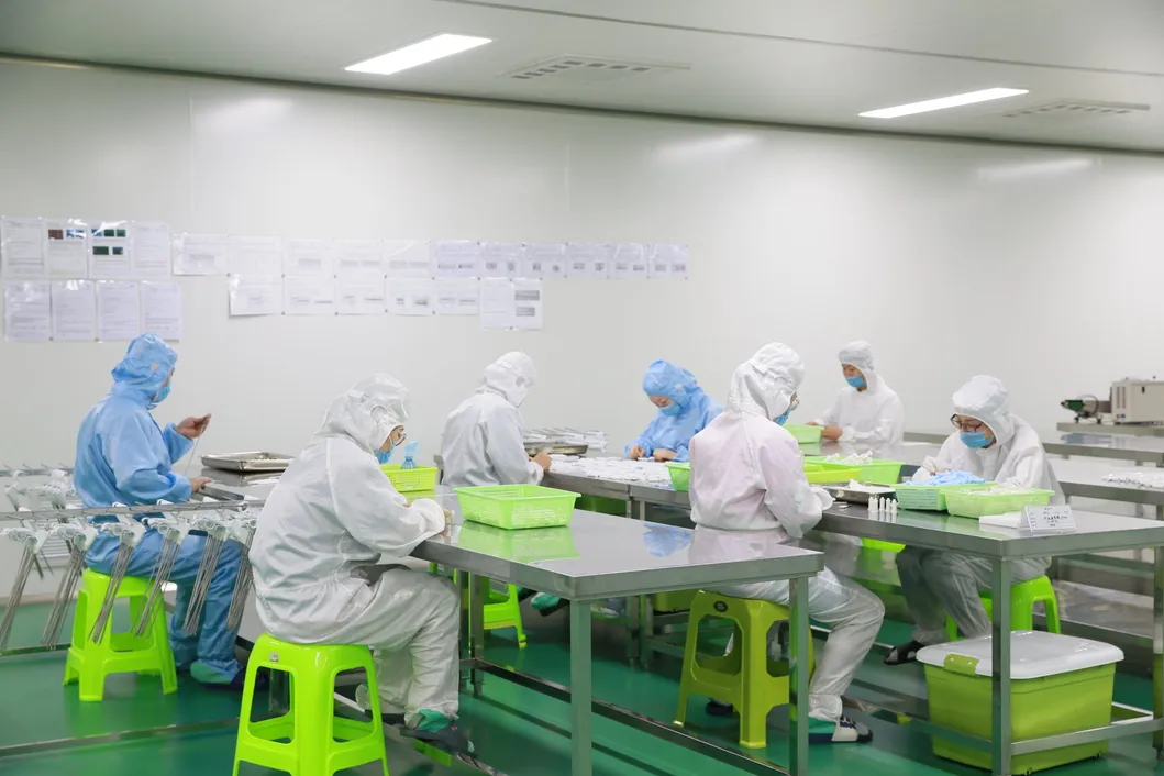 Disposable Laparoscopic Surgical Instruments-Grasper Allis