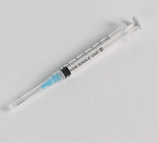 Syringe Medical Syringe with Luer Lock in 2 Parts or 3 Parts Supplied From Factory
